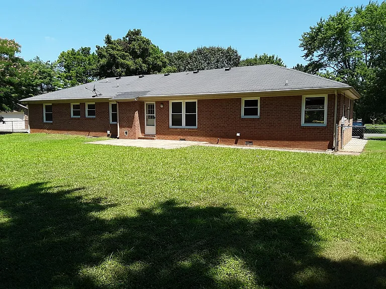 3015 Majesty Dr — Photo 11