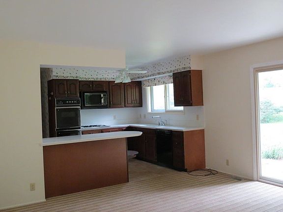 5th image of 1316 Hampshire Dr