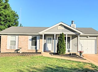 5304 Belmont Dr, High Ridge, MO 63049