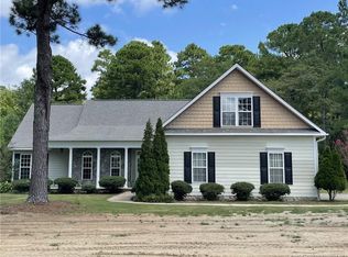 1481 Steeple Run Dr, Fayetteville, NC 28312