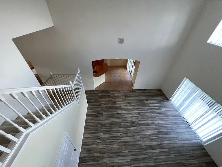 3705 Greencrest Ct — Photo 13