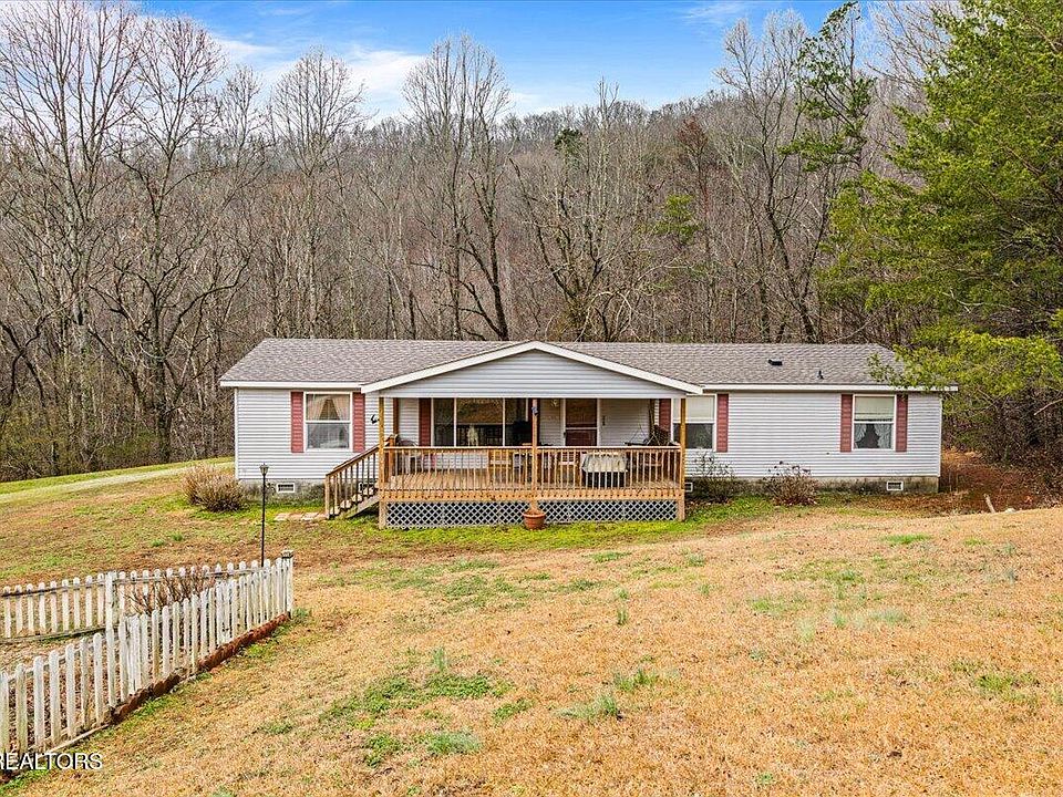 1st image of 223 White Ln