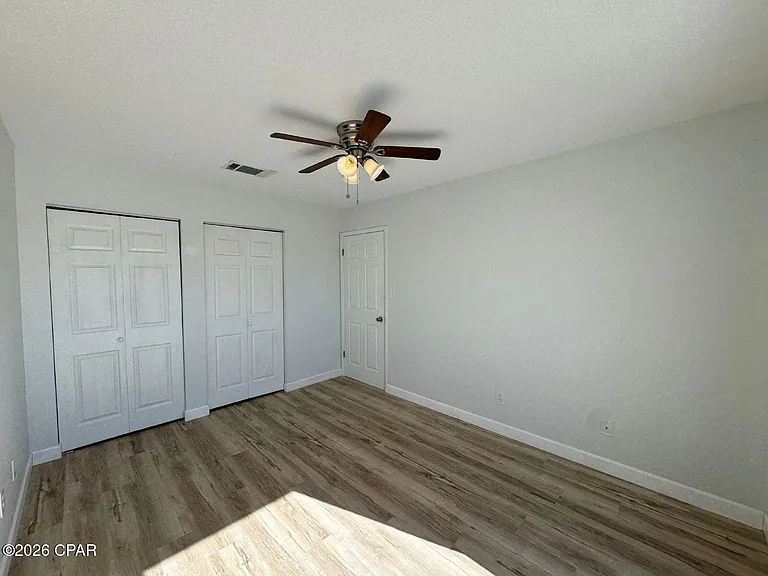 8003 Beach Dr #C — Photo 7