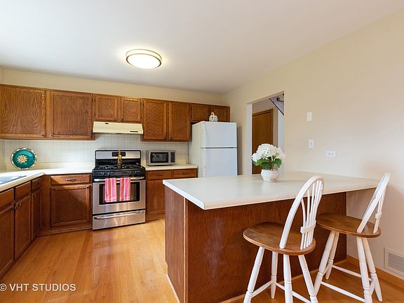 5th image of 17481 W Dartmoor Dr