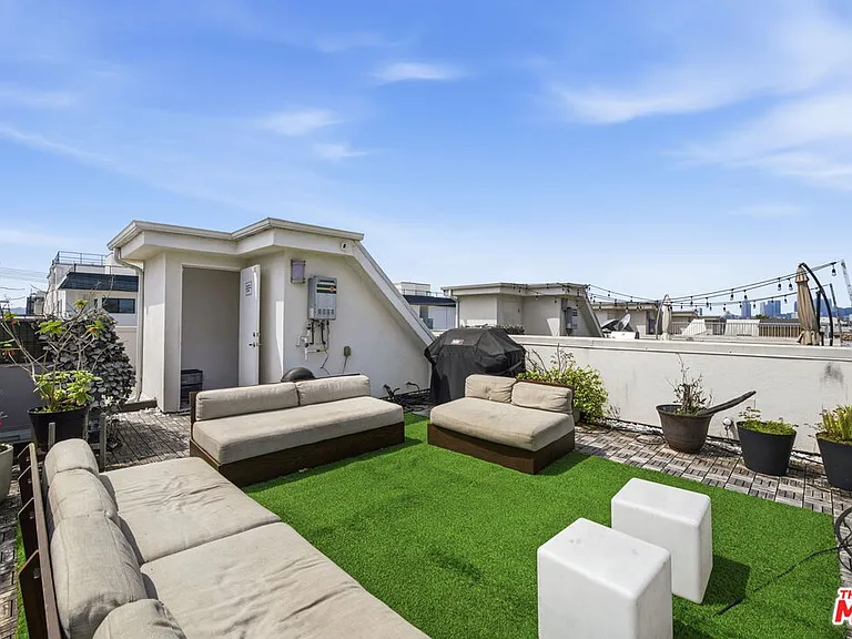 5911 Saturn St — Photo 30