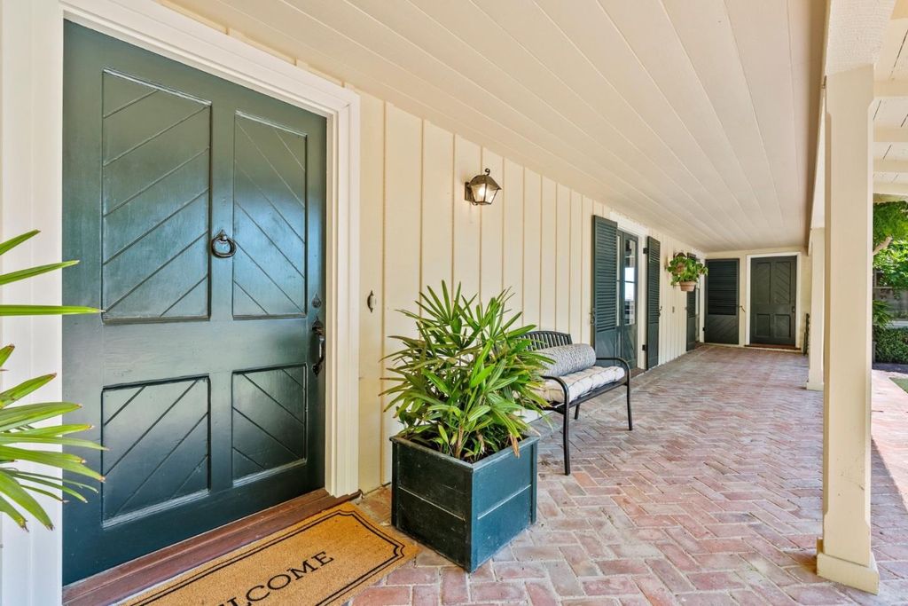 31 S Circle Drive 4