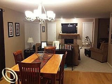 Breakfast / Family Room