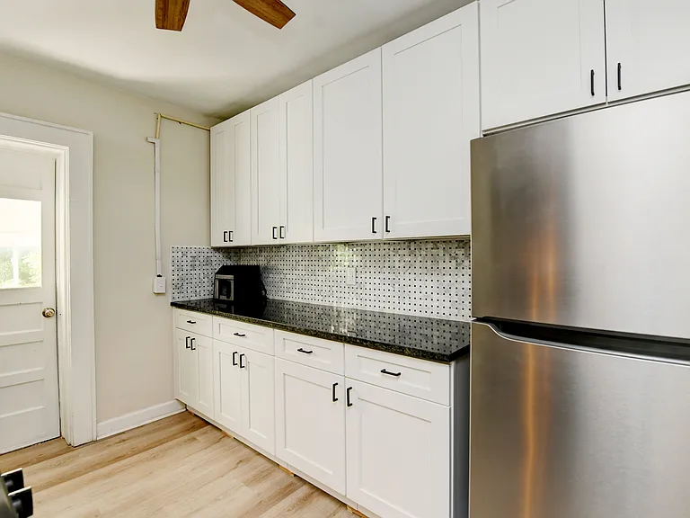 787 E 3rd Ave #1/2 — Photo 10