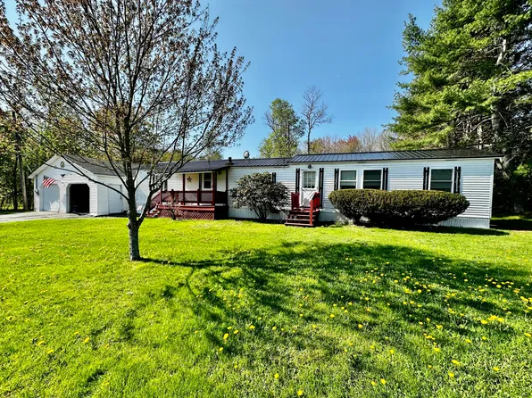 2440 Union Street, Hermon, ME 04401