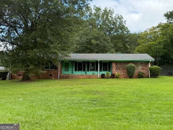 2935 Heather Dr, East Pt, GA 30344