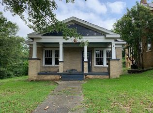 634 Clifton St, Camden, AR 71701