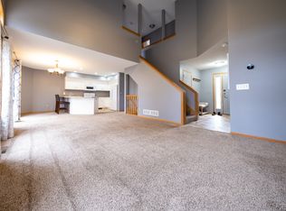 800 Bradbury Cir, Jordan, MN 55352