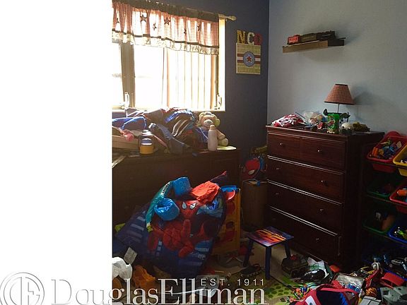 4th image of 1623 NE 170th St