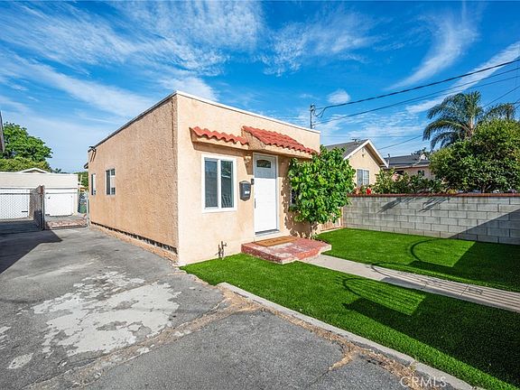 4th image of 1320 N Neptune Ave