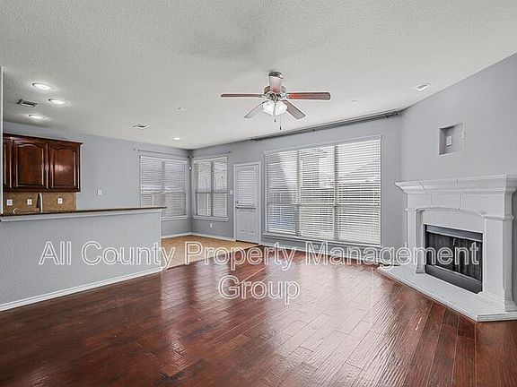 4th image of 13229 Larks View Point