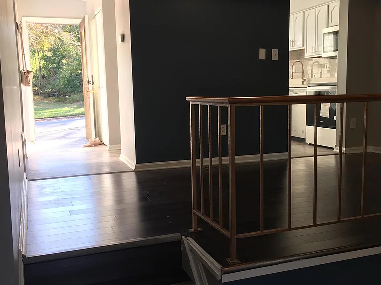 5758 Yellowrose Ct — Photo 21