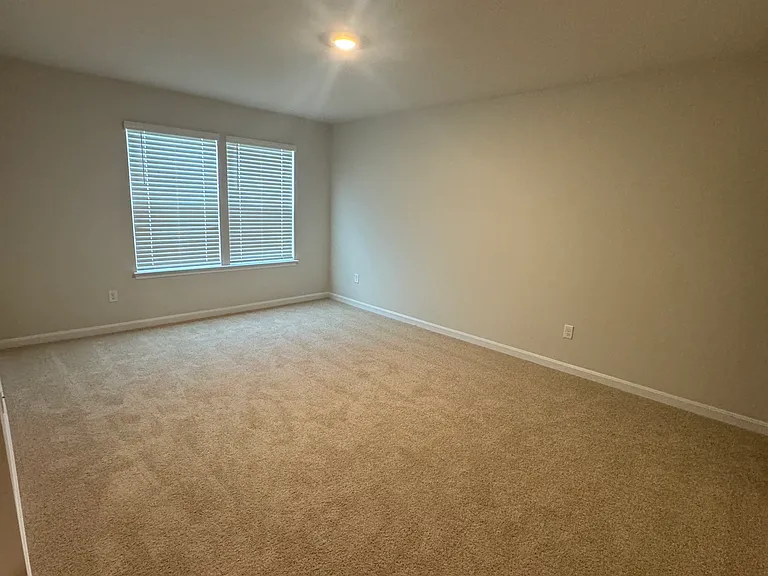 121 Tigney Dr — Photo 12