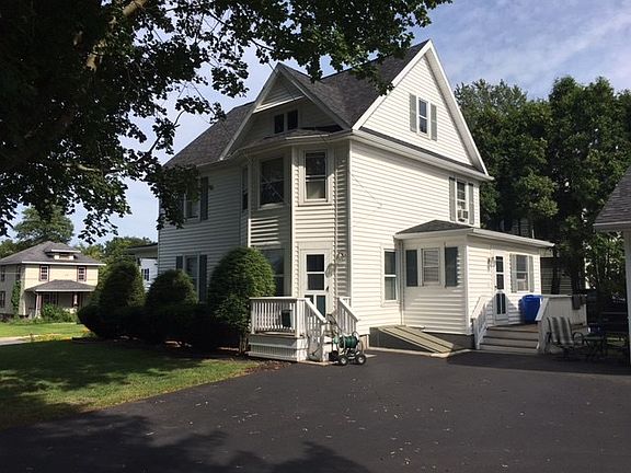 2nd image of 154 Allen St