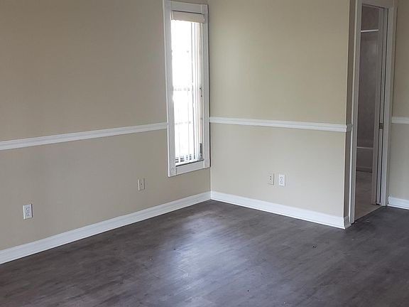 4th image of 2894 Holbrook Ct