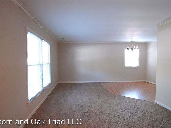 3rd image of 1 Amberhill Ct