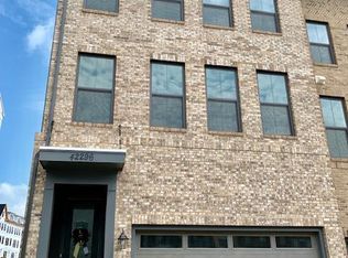 42296 Crawford Ter, Ashburn, VA 20148