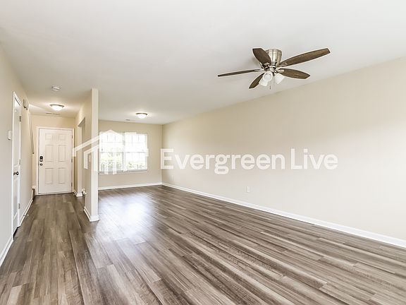 4th image of 7 Stoud Cir