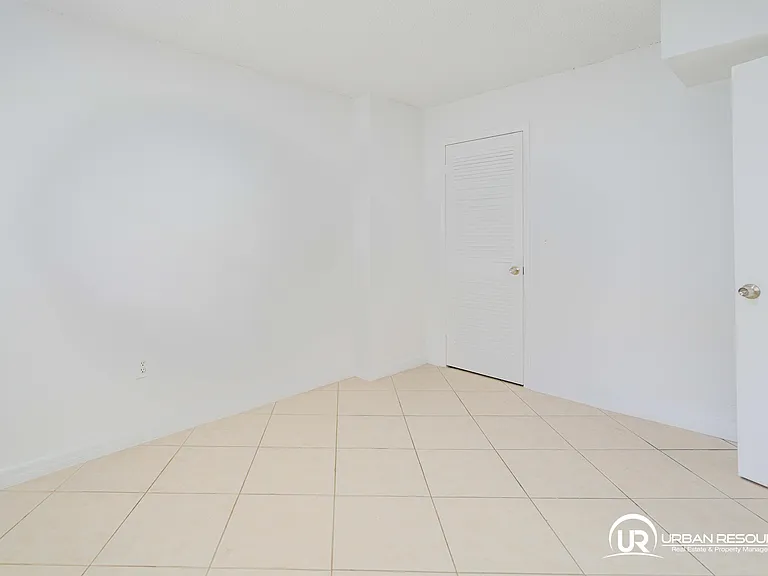 3265 Virginia St #15 — Photo 23