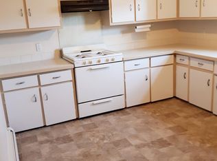 226 Brightman St APT 2, Fall River, MA 02720