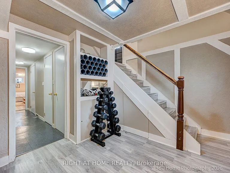 1493 Constance Dr — Photo 27