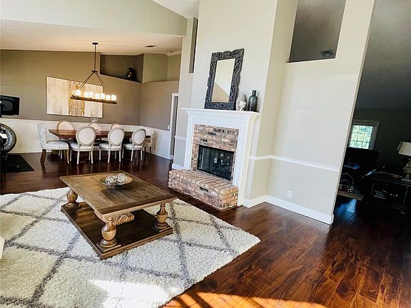 4th image of 2741 E Orchard Circle