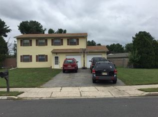 1 Buckingham Dr, Eastampton, NJ 08060