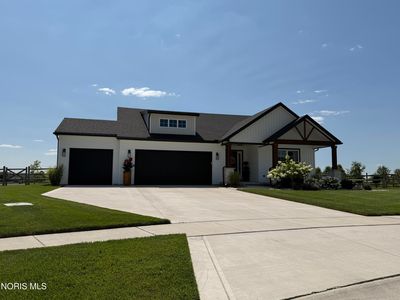 1403 Roberts Cir, Waterville, OH, 43566