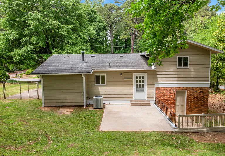 2080 Dundee Dr SE — Photo 4
