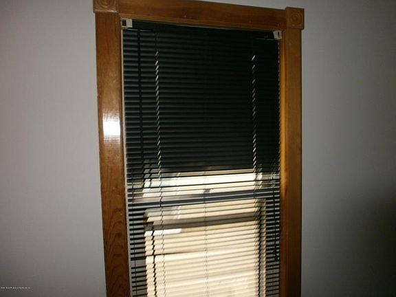 5th image of 346 Heberton Ave