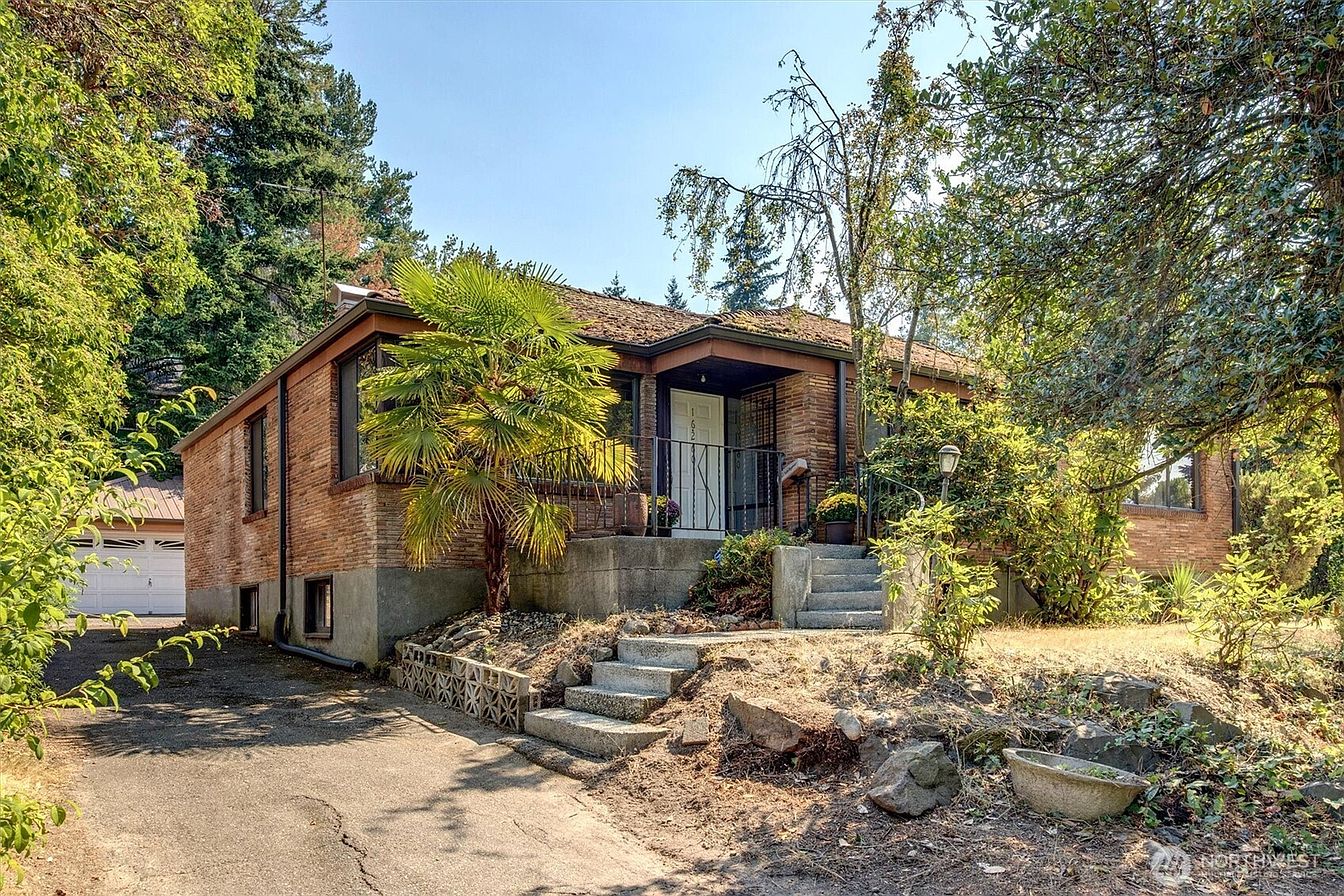 1st image of 16260 14th Avenue NE