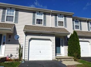 526 Red Bud Ct, Wilmington, DE 19805