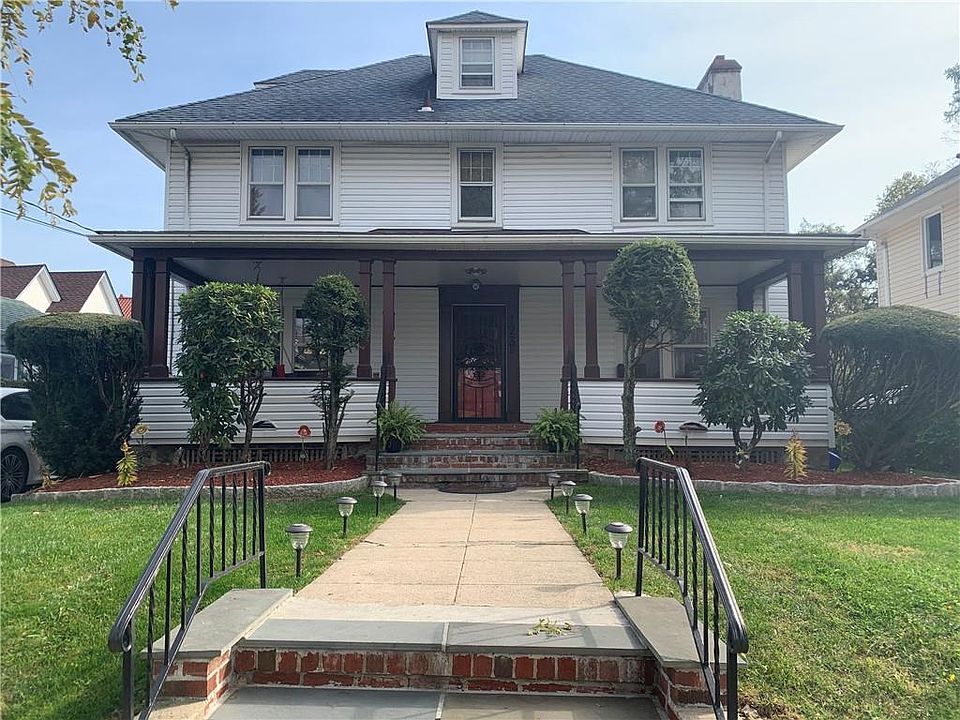 1st image of 123 Magnolia Avenue