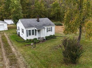 2950 Knob Creek Rd, Shepherdsville, KY 40165