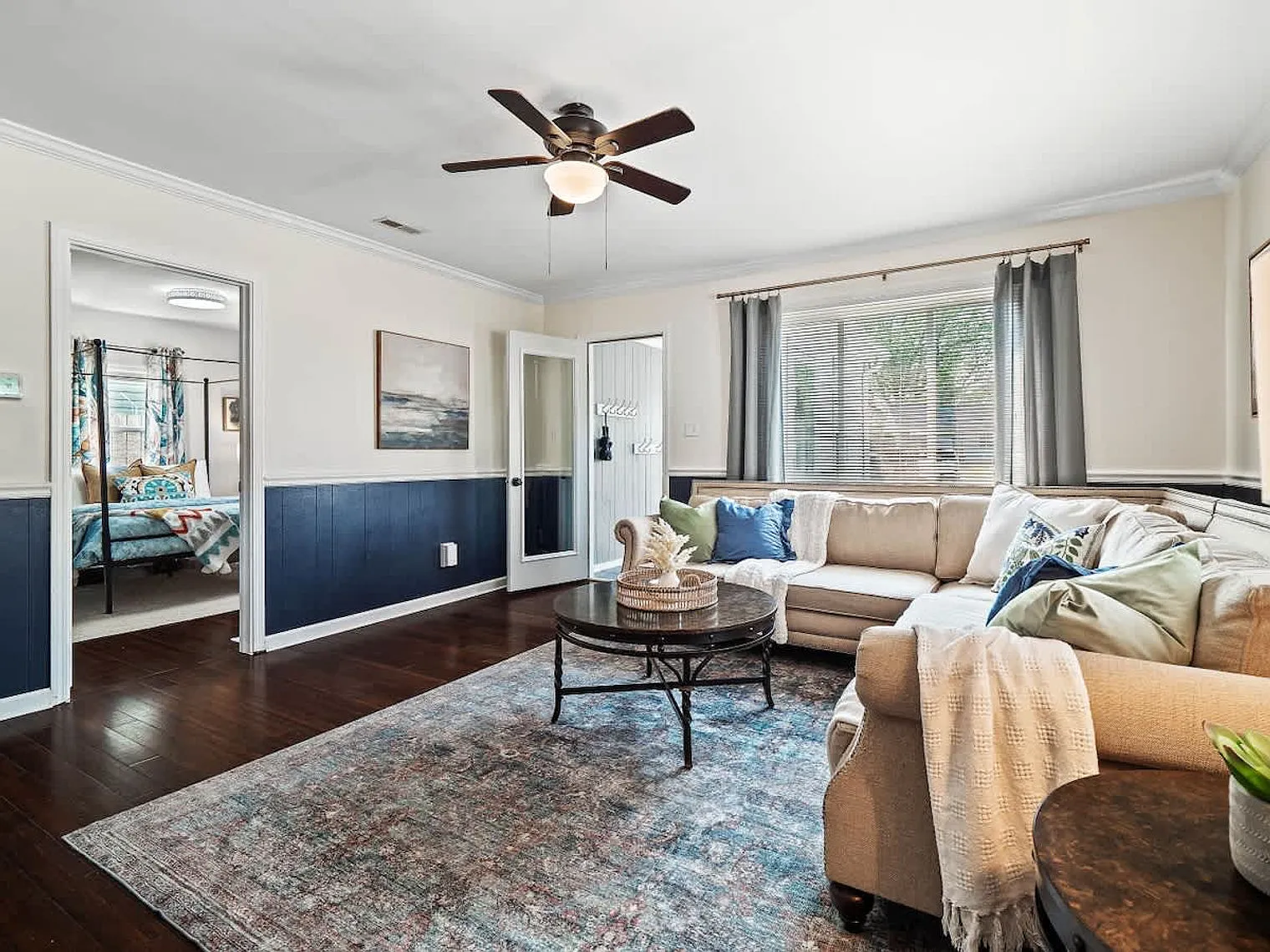 3 bed, 1.0 bath, $2,963 — Photo 4