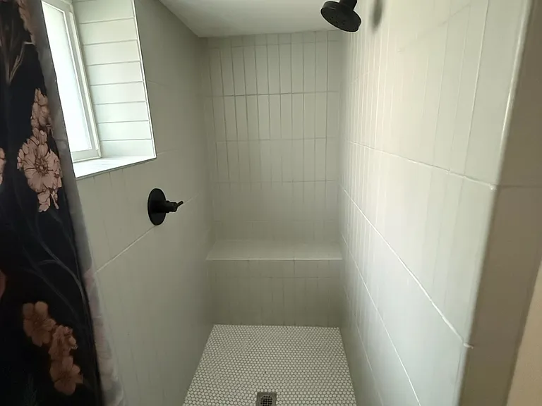 215 SE 30th Pl — Photo 30