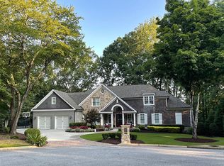 1445 Lakemist Ct, Roswell, GA 30075