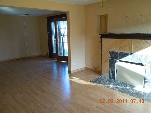 3rd image of 1327 Cleveland Ave