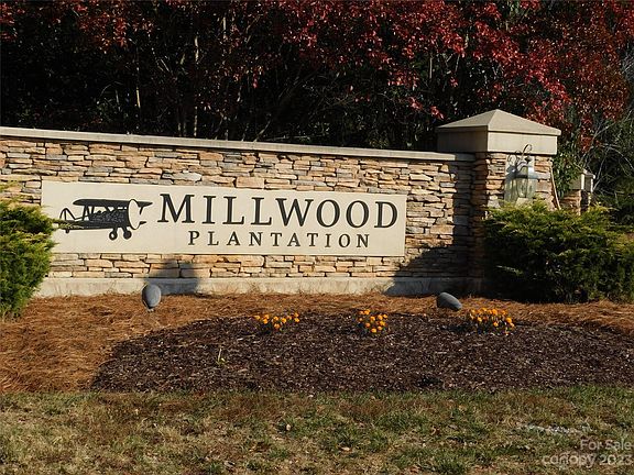 2nd image of 333 Rose Garden Ct