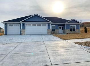 3509 Eldridge Dr, Manhattan, KS 66503