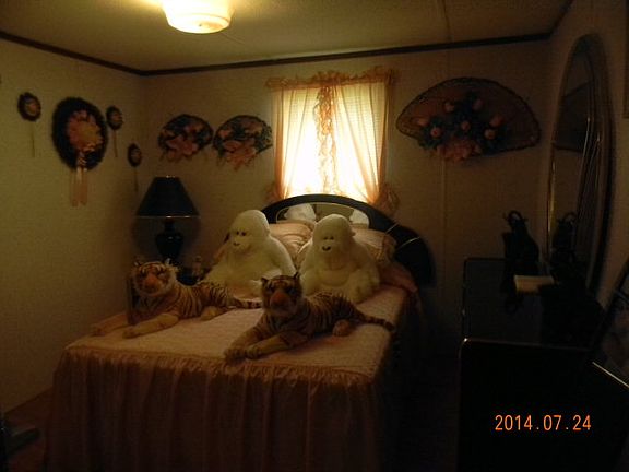 2nd image of 235 Davie Woods Dr