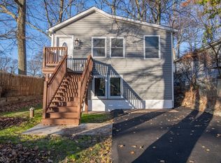 343 Knox Way, Hopatcong, NJ 07843