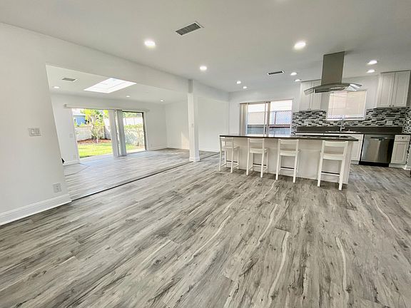5th image of 11453 Culver Park Dr