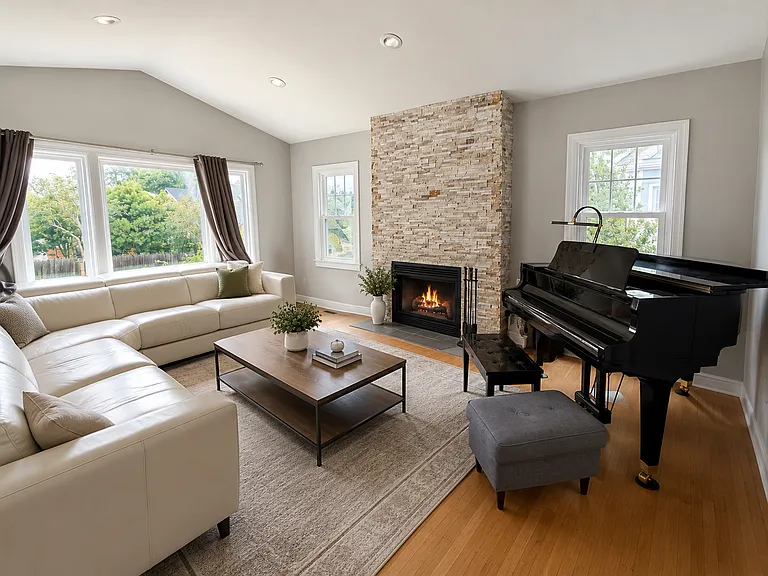 2217 Adeline Dr — Photo 3