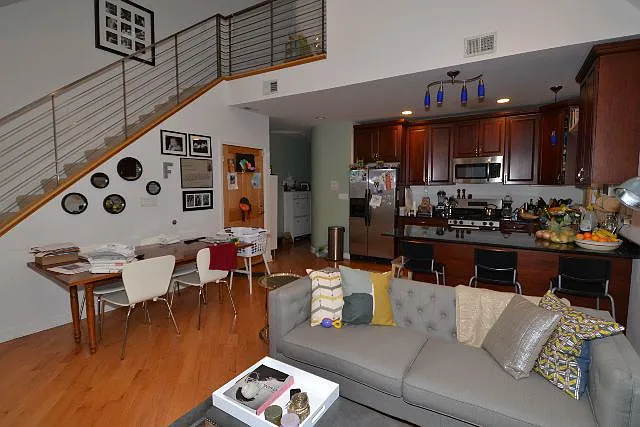 3121 N Hoyne Ave #1 — Photo 6