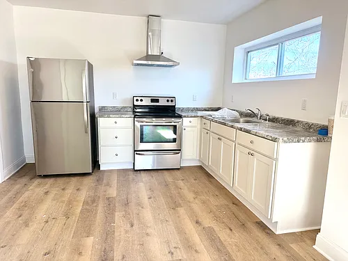 1348 Byrd Ave #4 Photo 1